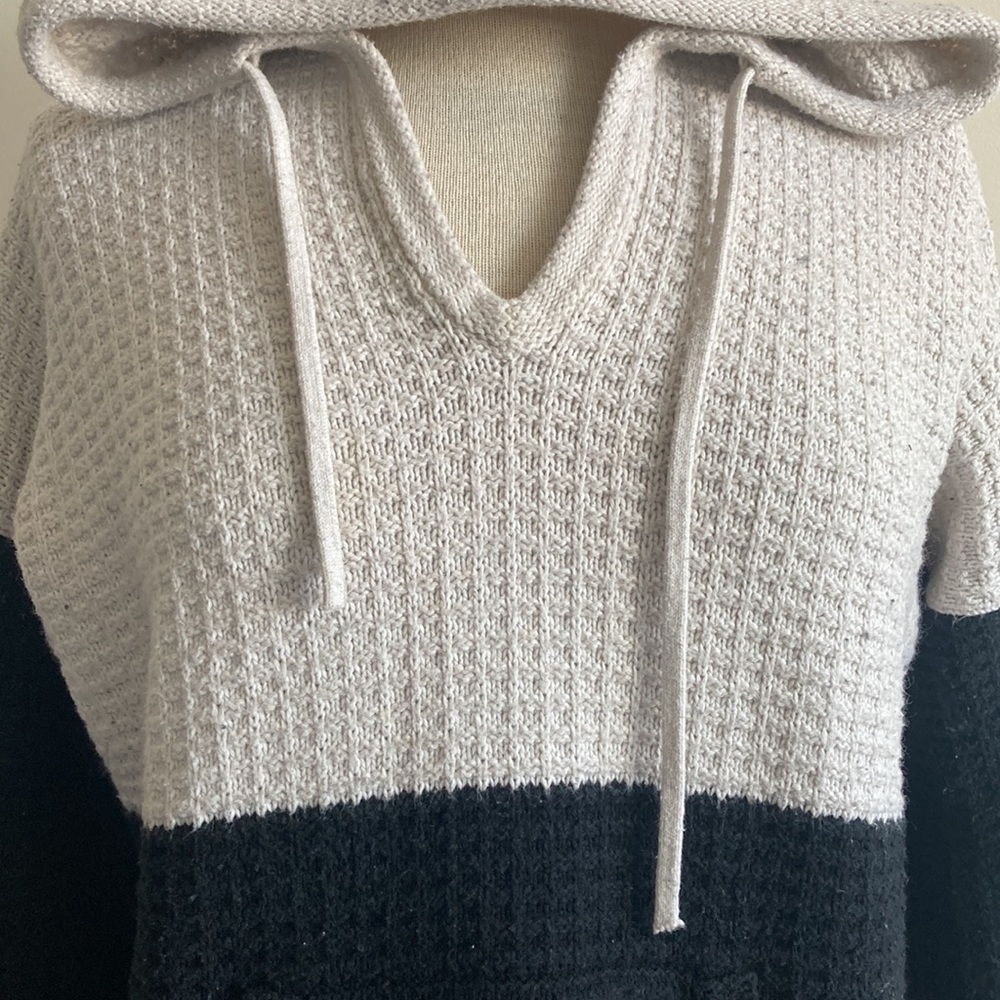 •Madewell• Split color hooded sweater - Picture 3 of 6